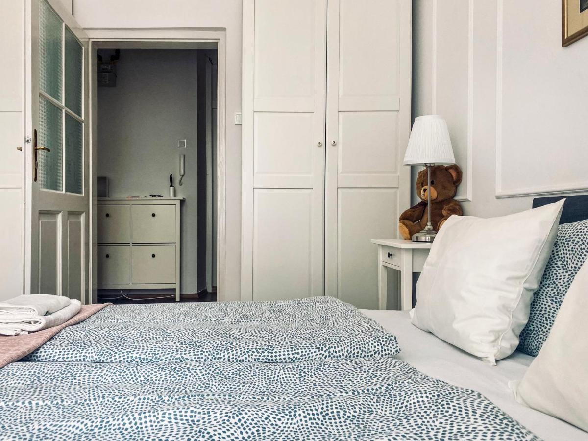 Apartment Beautiful With Two Rooms, Cracow Old Town