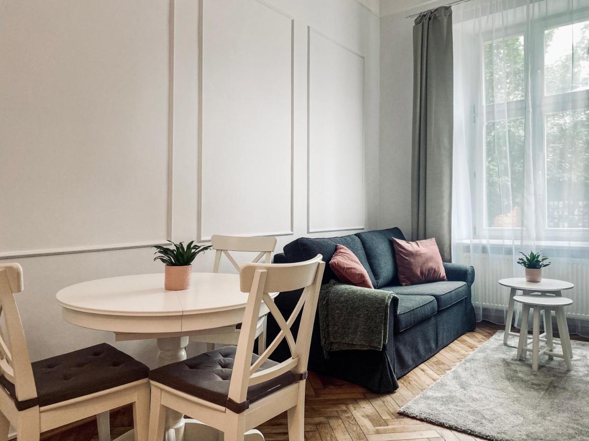Beautiful With Two Rooms, Cracow Old Town